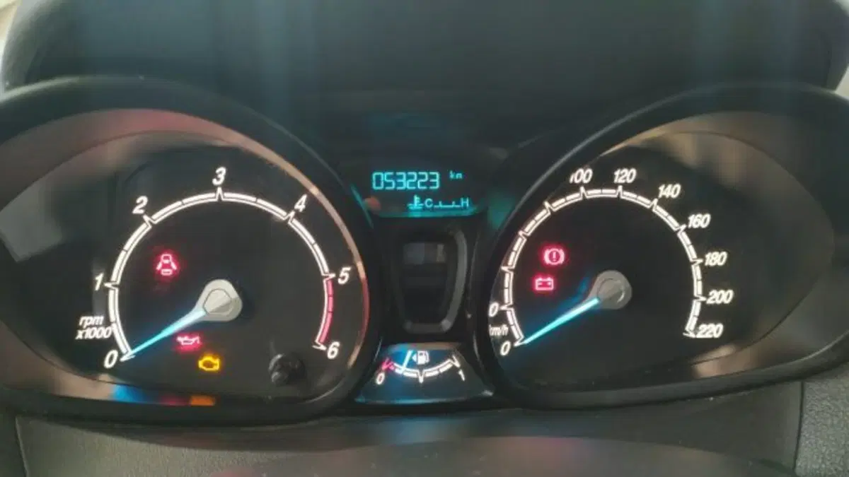 Ford Tourneo Courier usata a Trieste (10)
