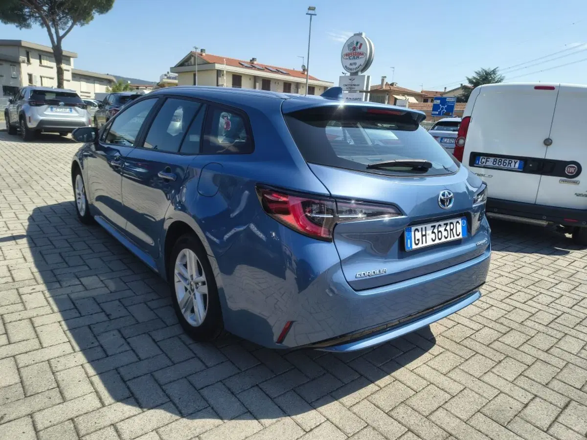Toyota Corolla Touring Sports usata a Firenze (5)