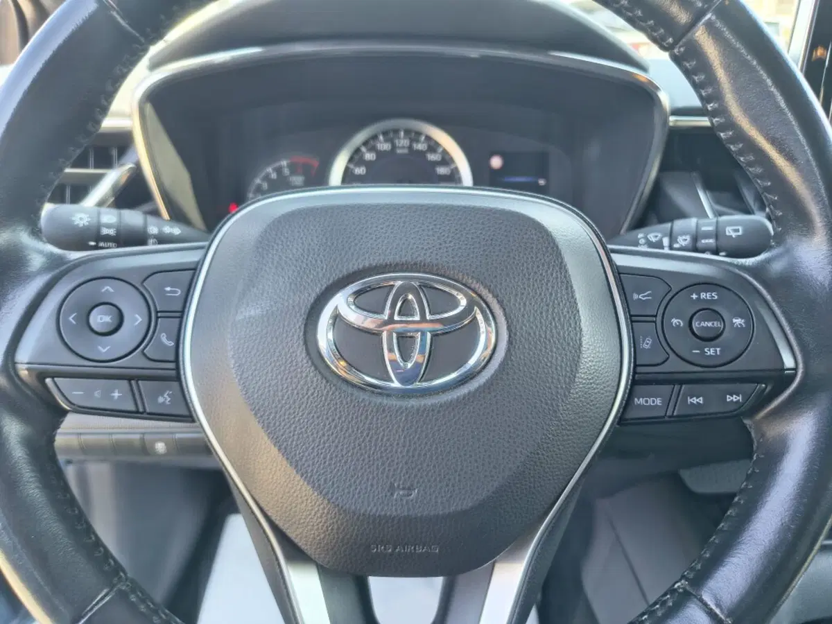 Toyota Corolla Touring Sports usata a Firenze (7)