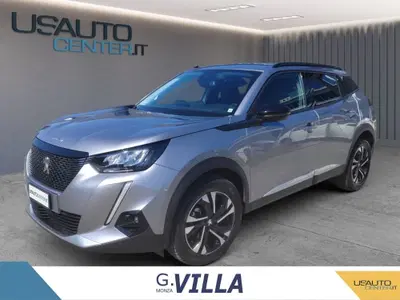Peugeot 2008 1.2 puretech Allure s&amp;s 130cv eat8 del 2022 usata a Monza