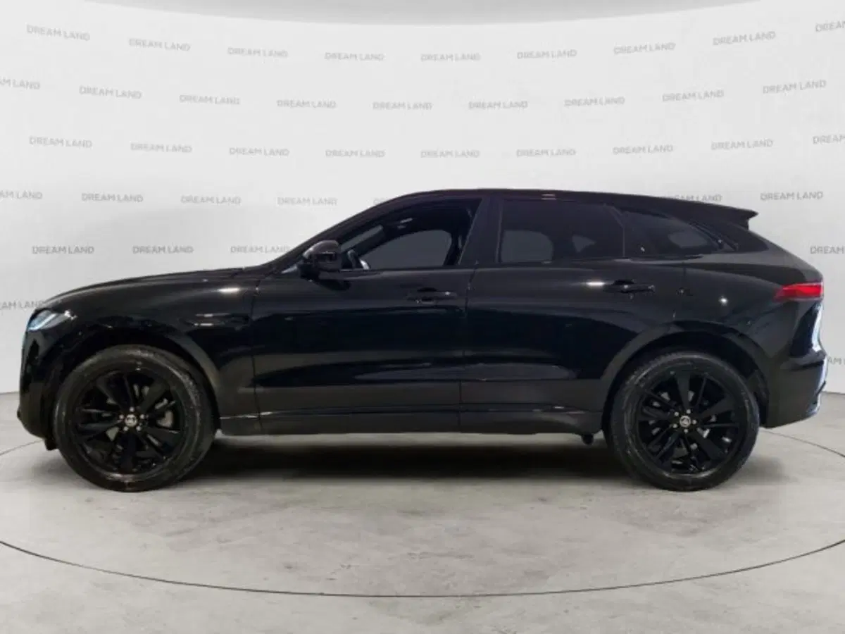Jaguar F-Pace usata a Livorno (7)