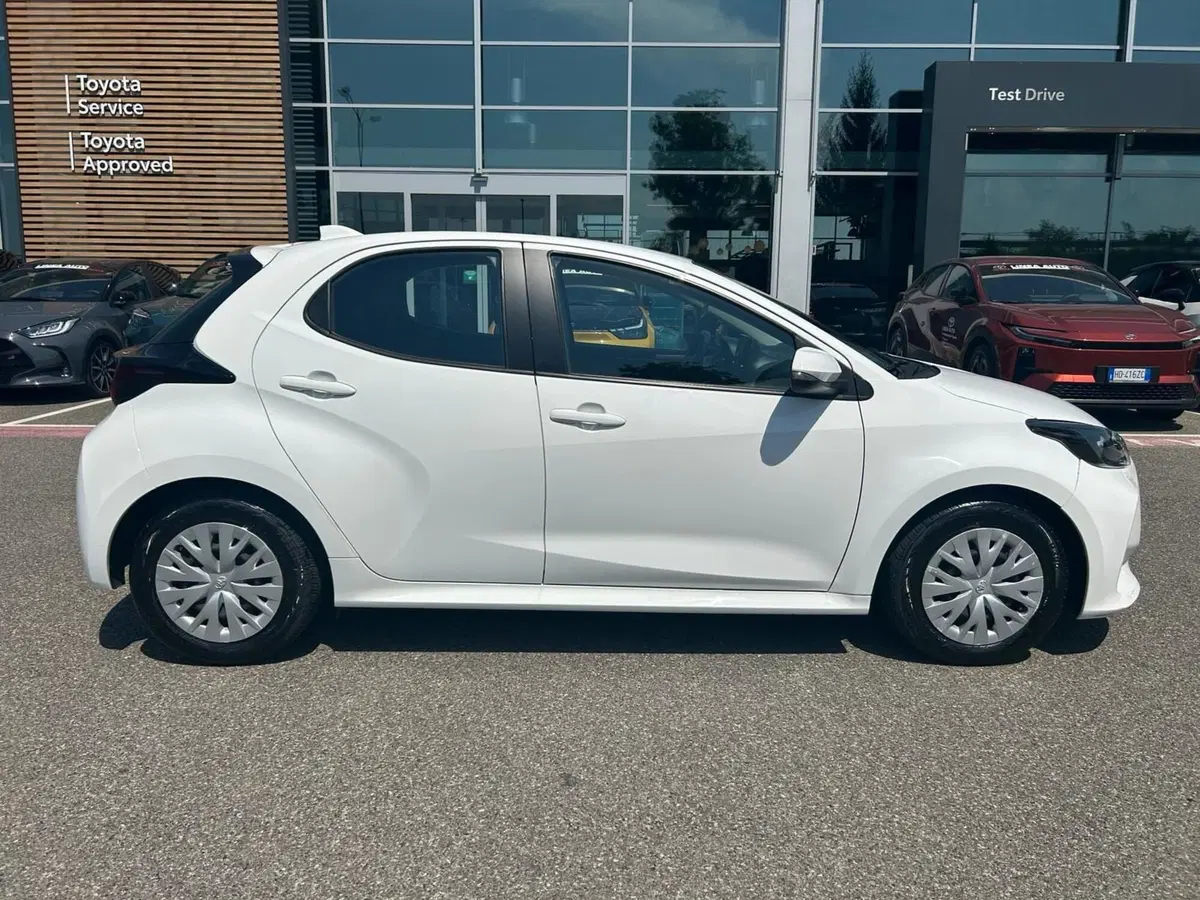 Toyota Yaris usata a Piacenza (7)