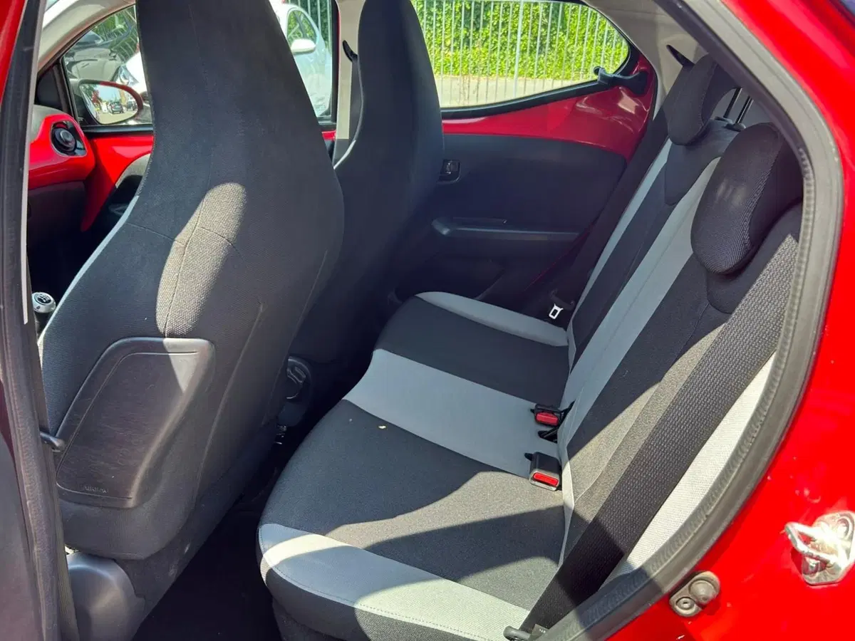 Toyota Aygo usata a Piacenza (11)