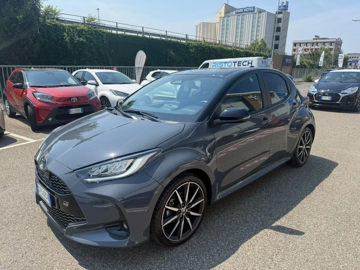 Toyota Yaris GR Sport usata a Piacenza (3)