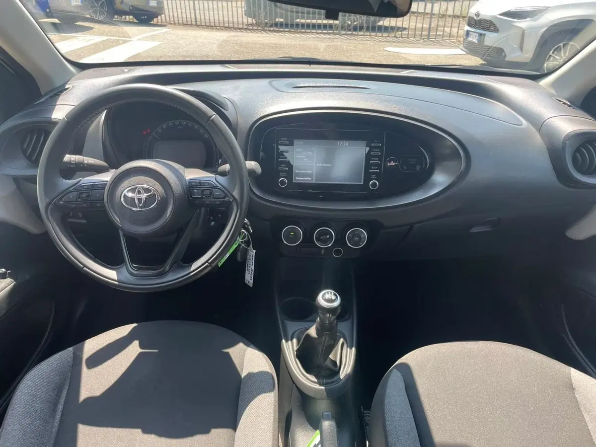 Toyota Aygo X usata a Piacenza (10)