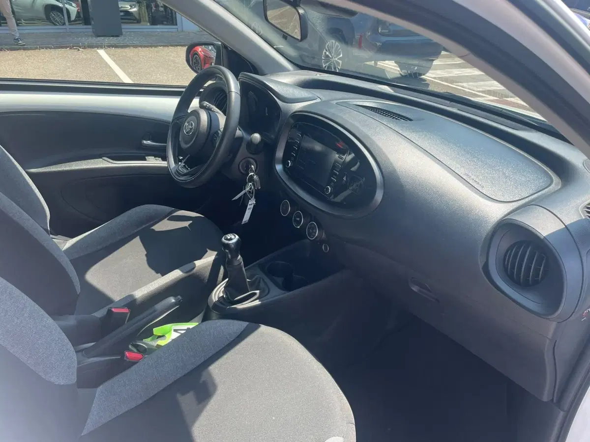 Toyota Aygo X usata a Piacenza (11)
