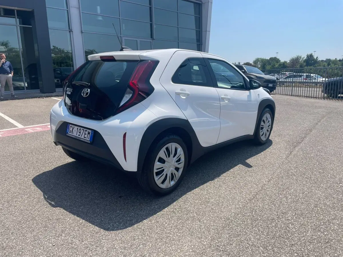 Toyota Aygo X usata a Piacenza (9)