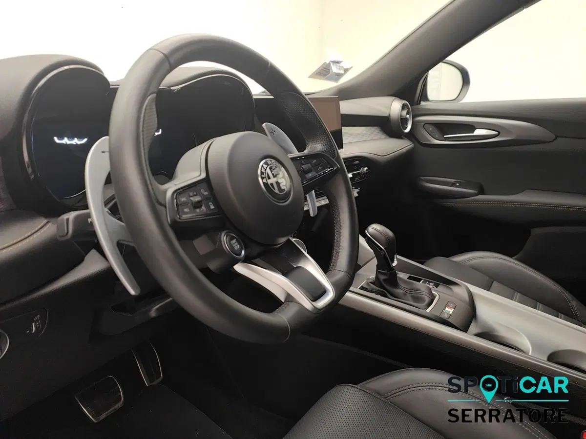 Alfa Romeo Tonale usata a Como (8)