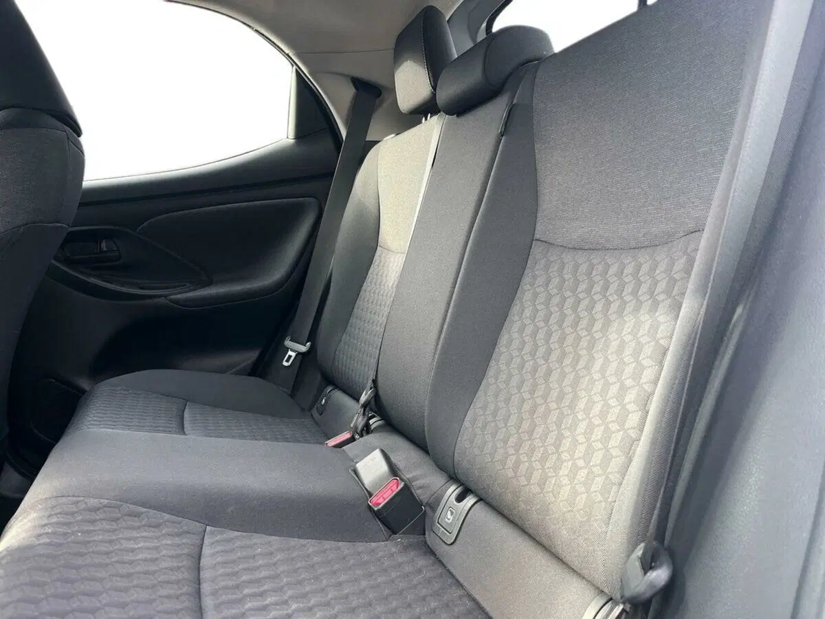 Toyota Yaris usata a Sondrio (12)