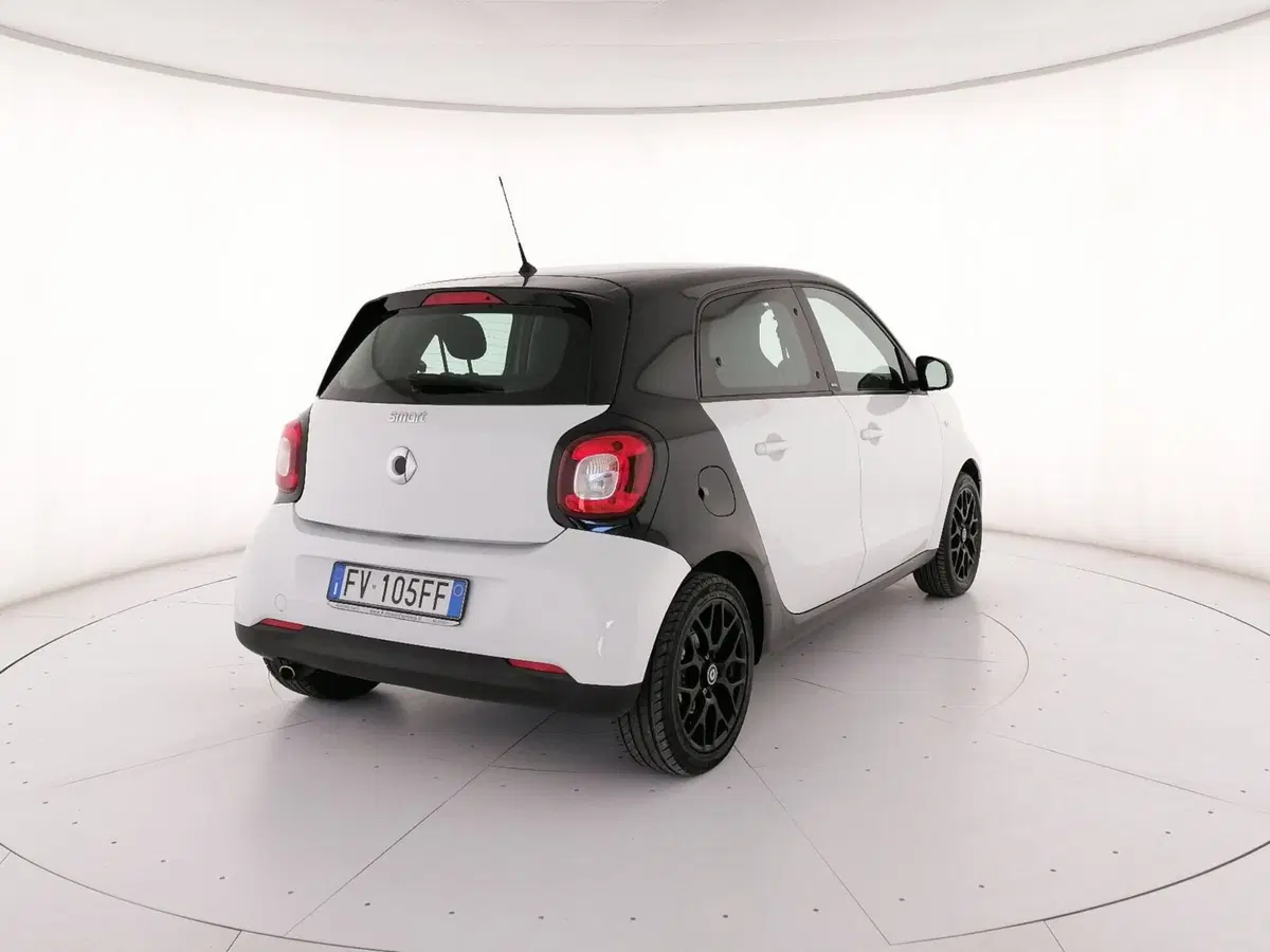 smart forfour usata a Roma (2)