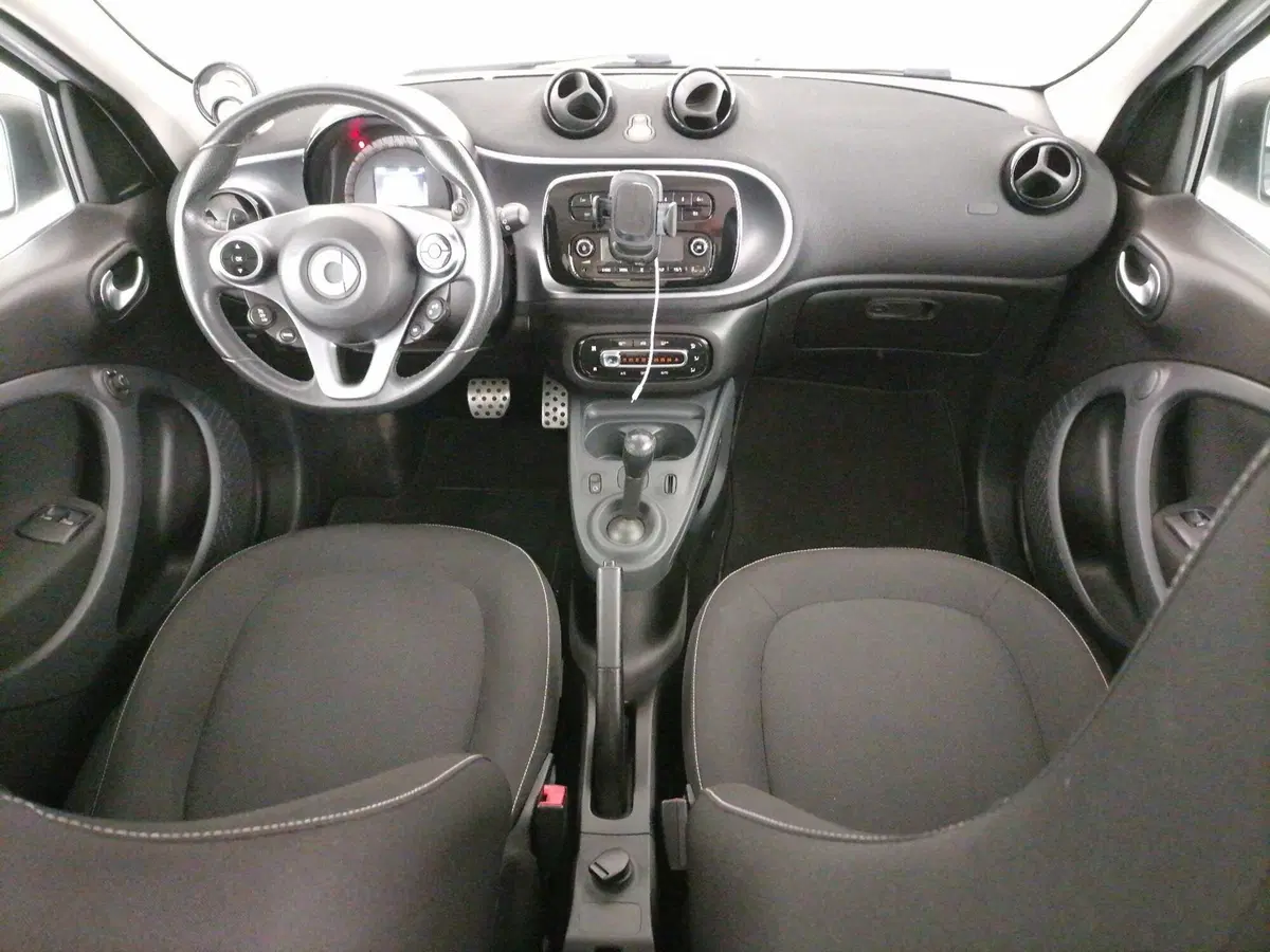 smart forfour usata a Roma (9)