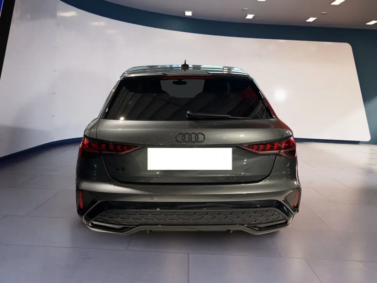 Audi A3 Sportback nuova a Torino (4)