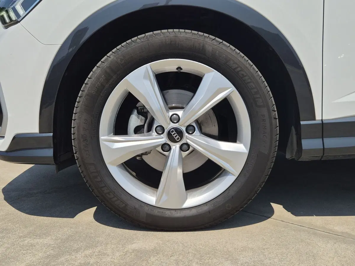 Audi Q3 Sportback usata  (13)
