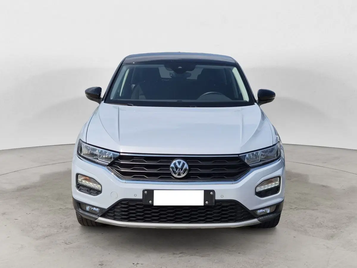 Volkswagen T-Roc usata  (2)