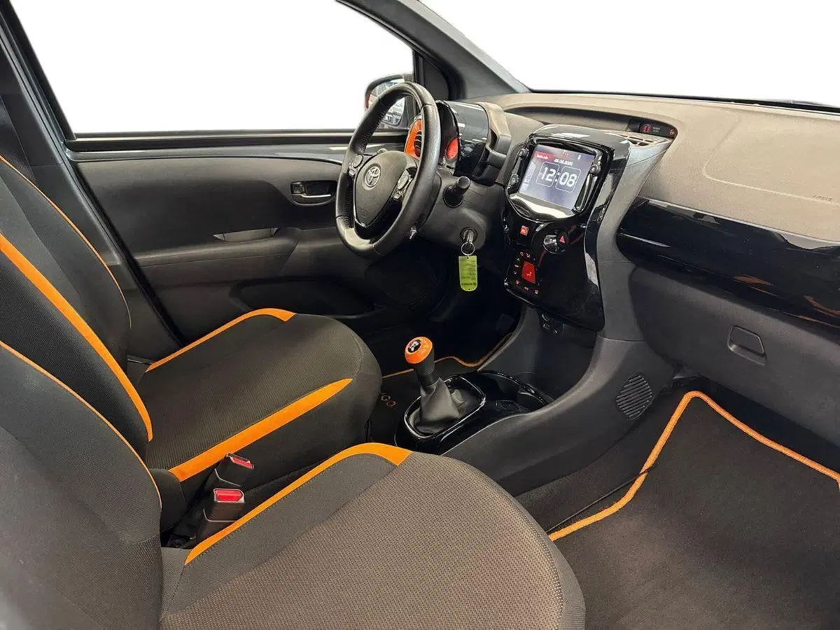 Toyota Aygo usata a Prato (12)