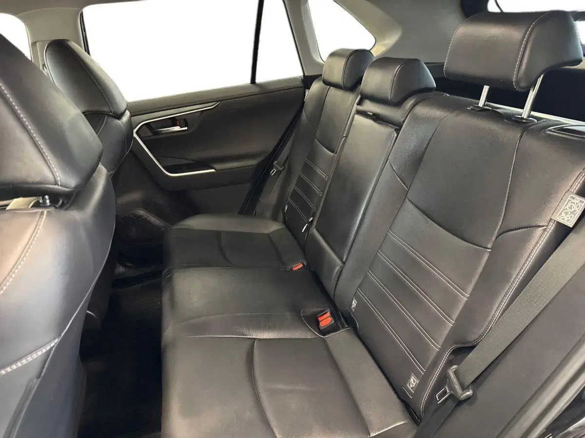 Toyota Rav4 usata a Prato (12)