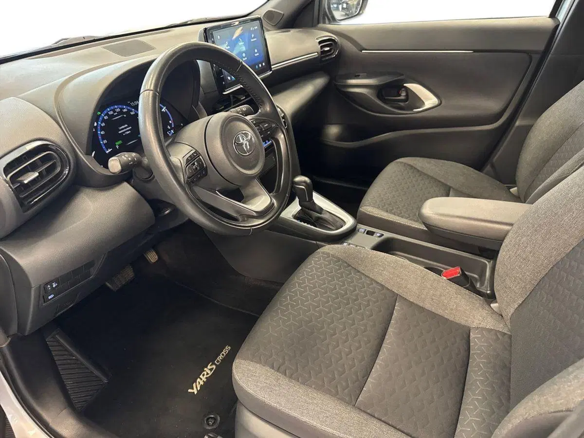 Toyota Yaris Cross usata a Prato (10)