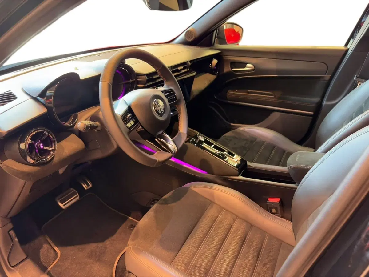 Alfa Romeo Junior usata a Pistoia (11)