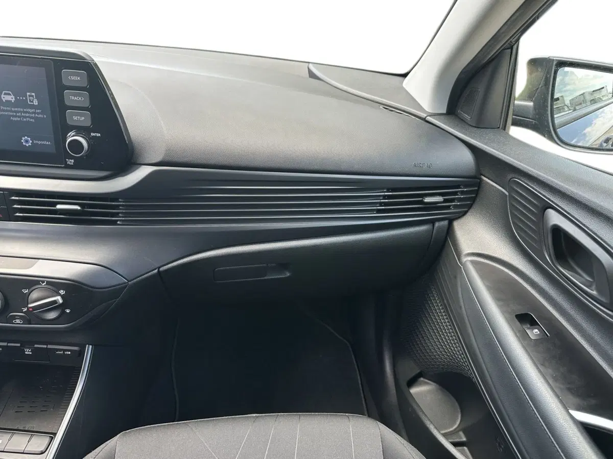 Hyundai Bayon usata a Pistoia (11)