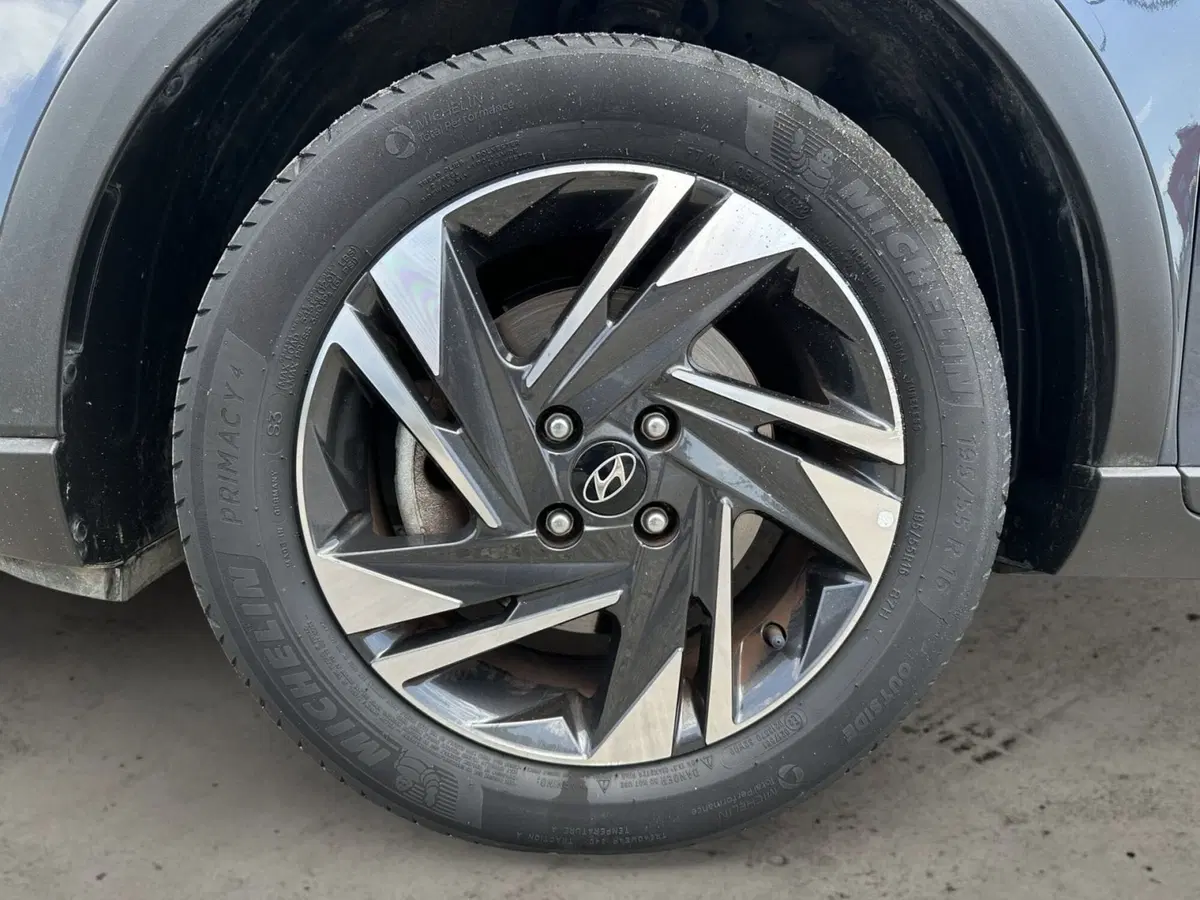 Hyundai Bayon usata a Pistoia (14)