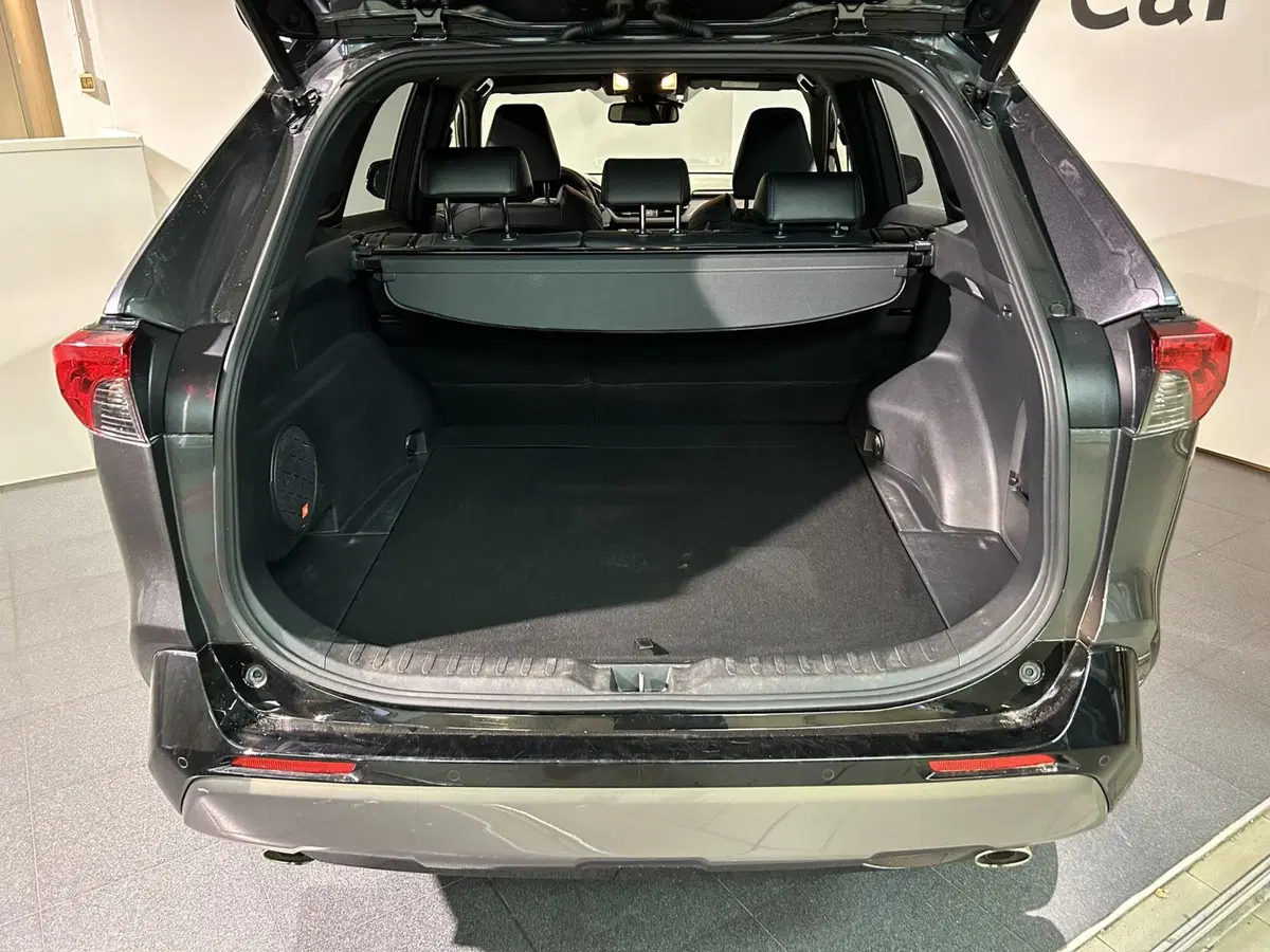 Toyota Rav4 usata a Milano (9)