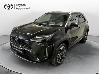 Toyota Yaris Cross 1.5 Hybrid 5p. E-CVT Lounge del 2023 usata a Milano