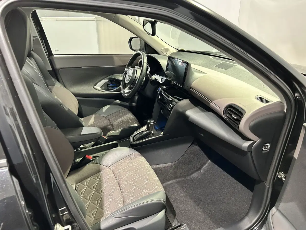 Toyota Yaris Cross usata a Milano (6)