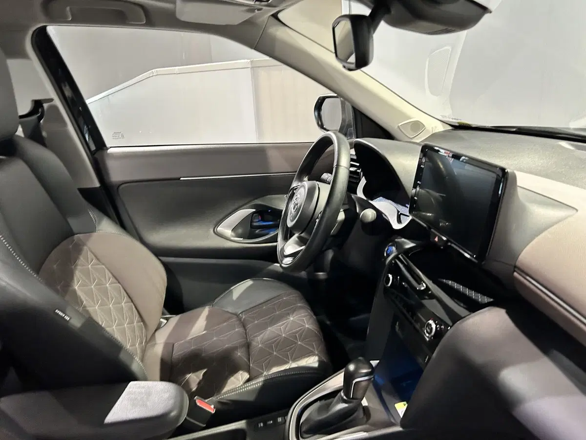 Toyota Yaris Cross usata a Milano (7)