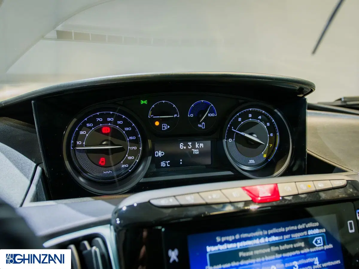 Lancia Ypsilon usata a Bergamo (10)