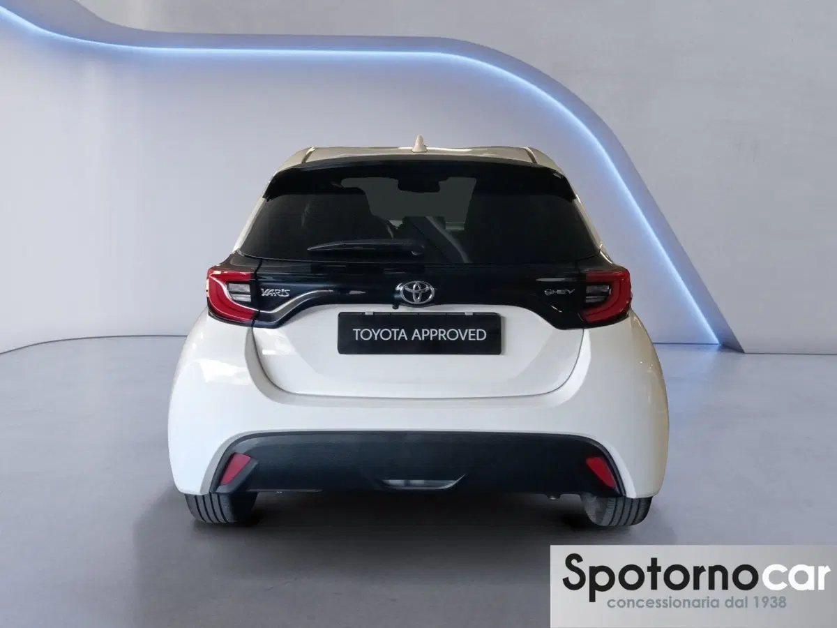 Toyota Yaris usata a Milano (7)