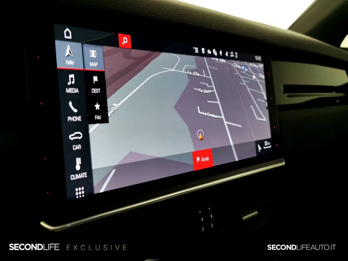 Porsche Cayenne usata a Roma (13)