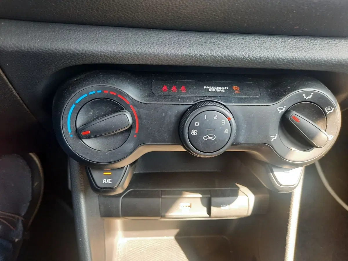 Kia Picanto usata a La Spezia (18)