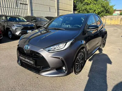 Toyota Yaris 1.5 Hybrid 5 porte Lounge del 2022 usata a Modena