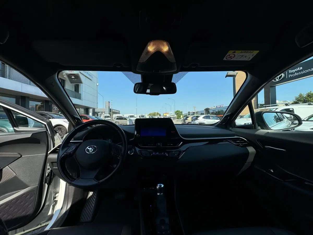 Toyota Toyota C-HR usata a Modena (17)