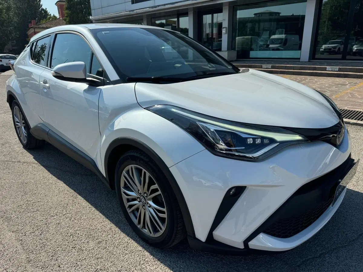 Toyota Toyota C-HR usata a Modena (4)