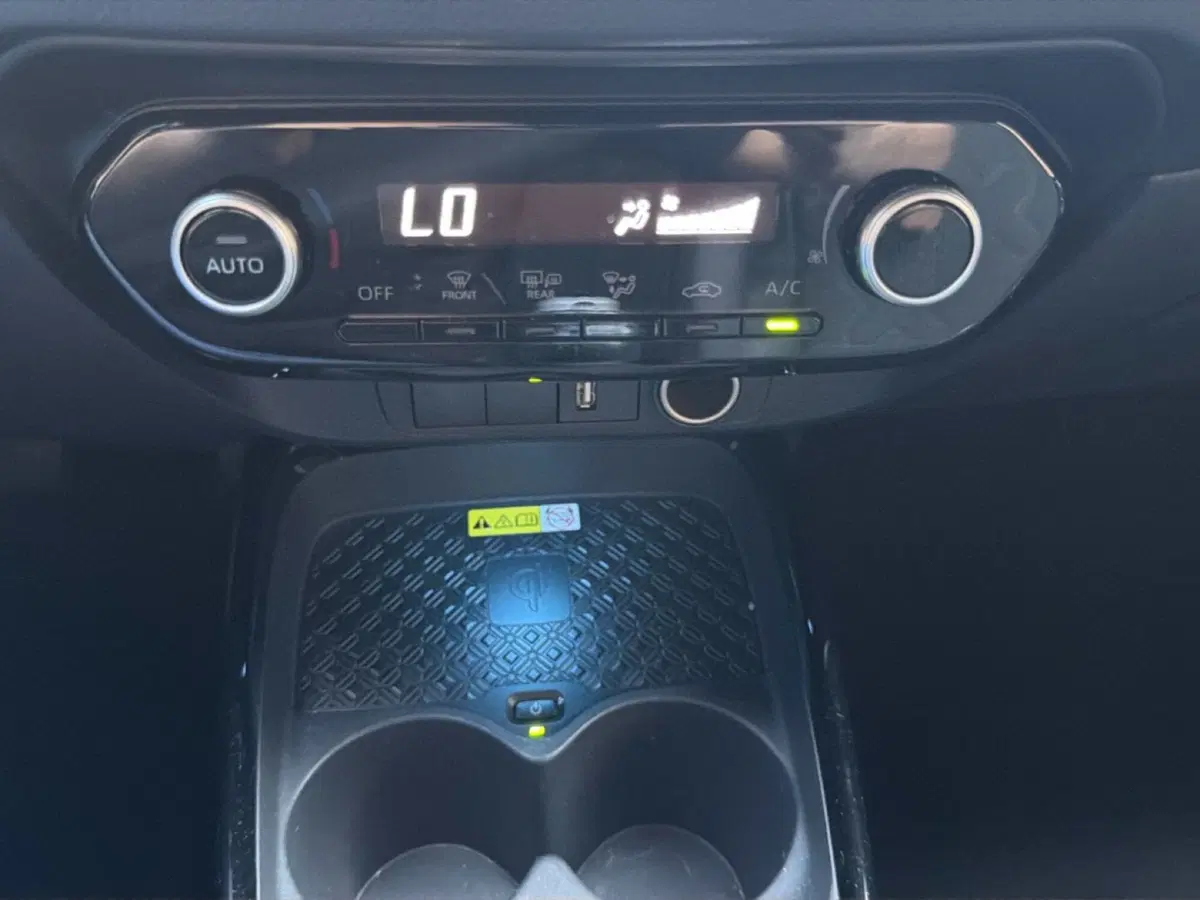 Toyota Aygo X usata a Bologna (14)