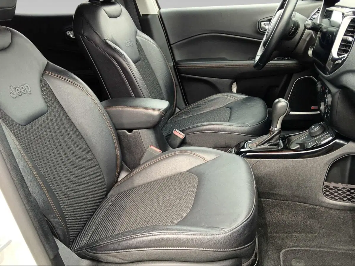 Jeep Compass usata a Livorno (12)