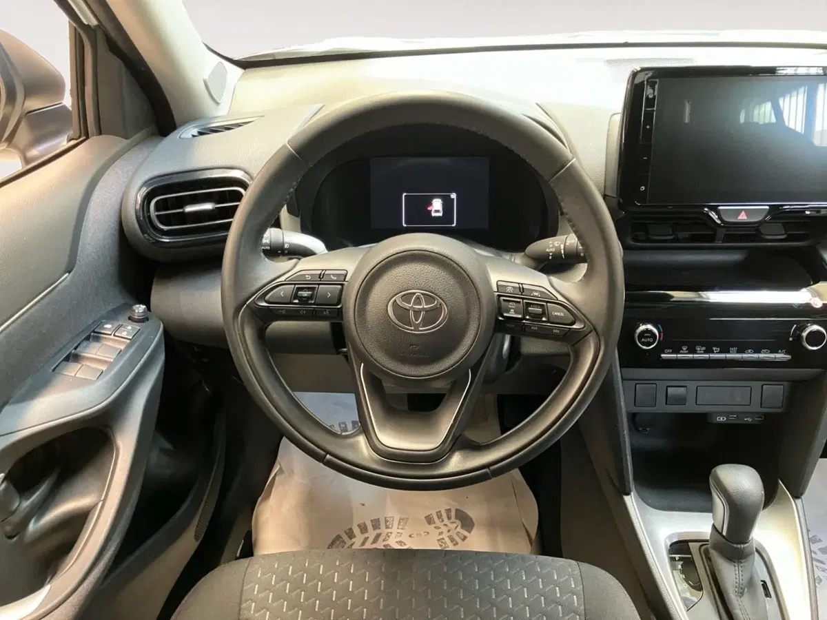 Toyota Yaris Cross usata a Bologna (6)