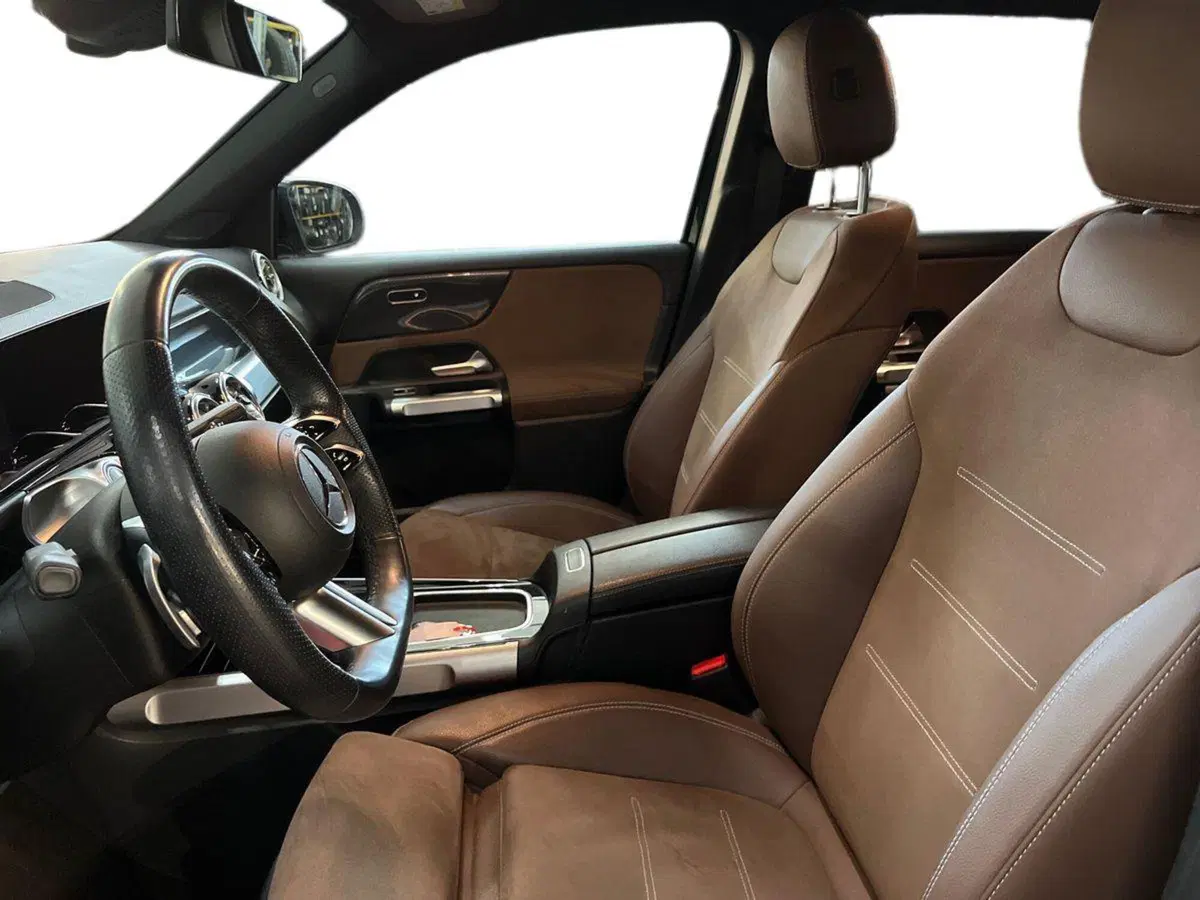 Mercedes-Benz GLB usata a Lecce (7)