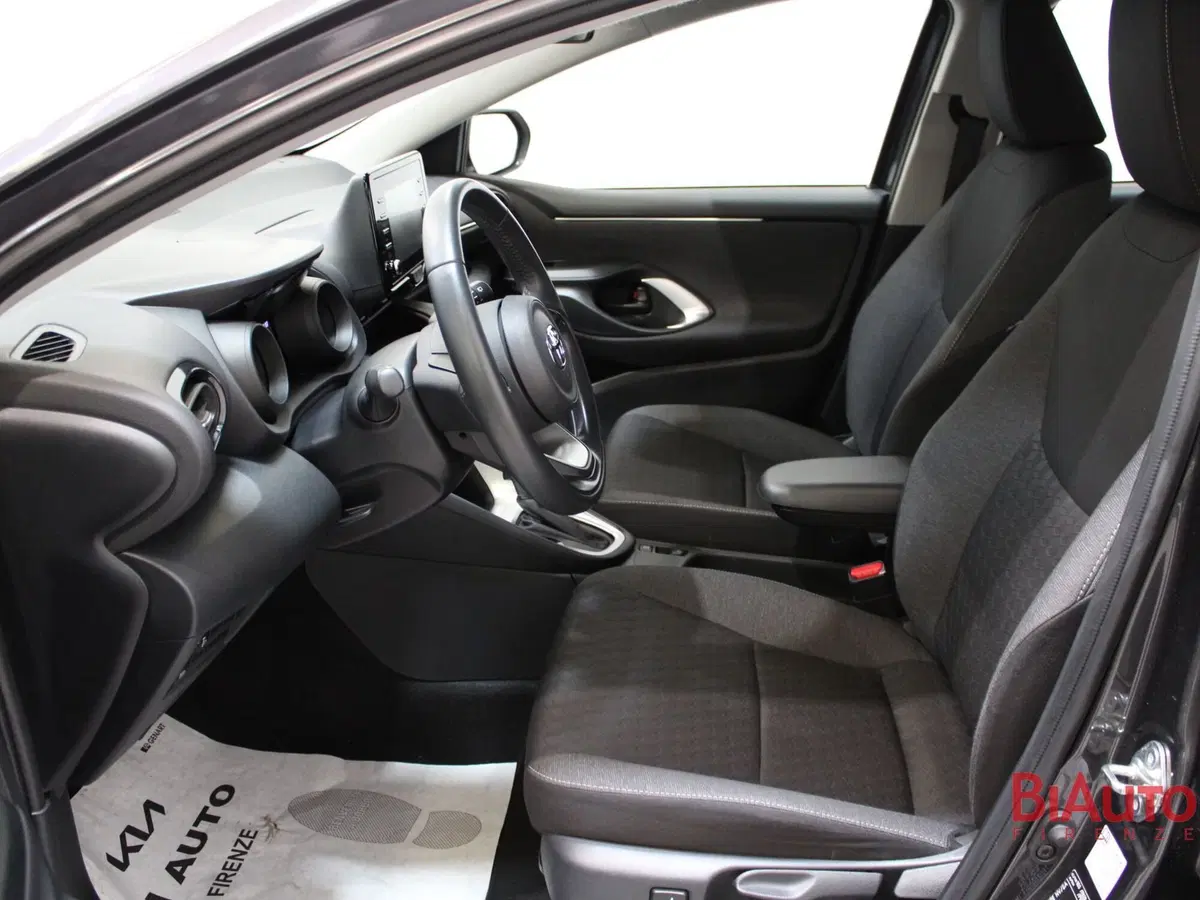 Toyota Yaris usata a Firenze (6)