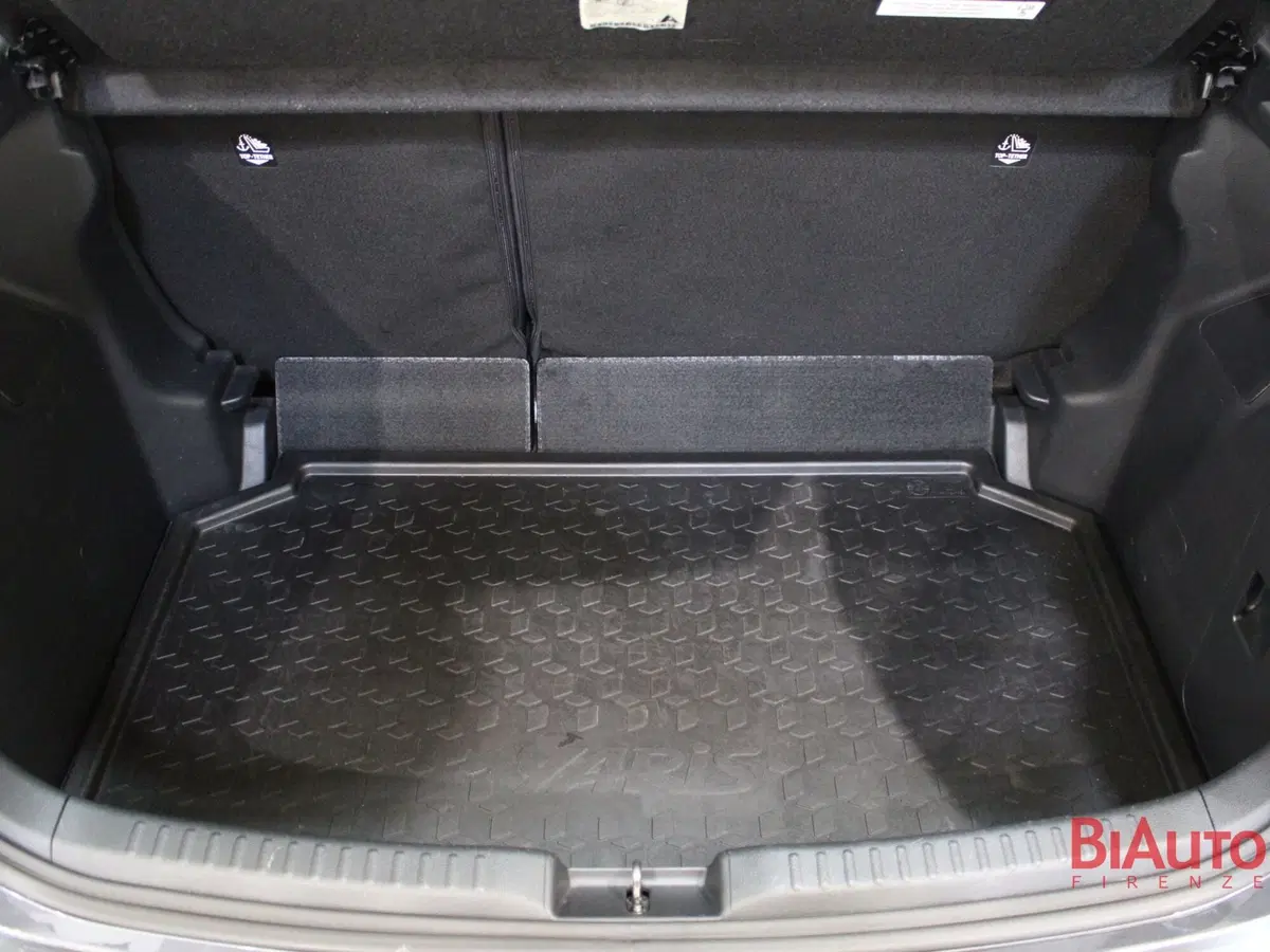 Toyota Yaris usata a Firenze (9)