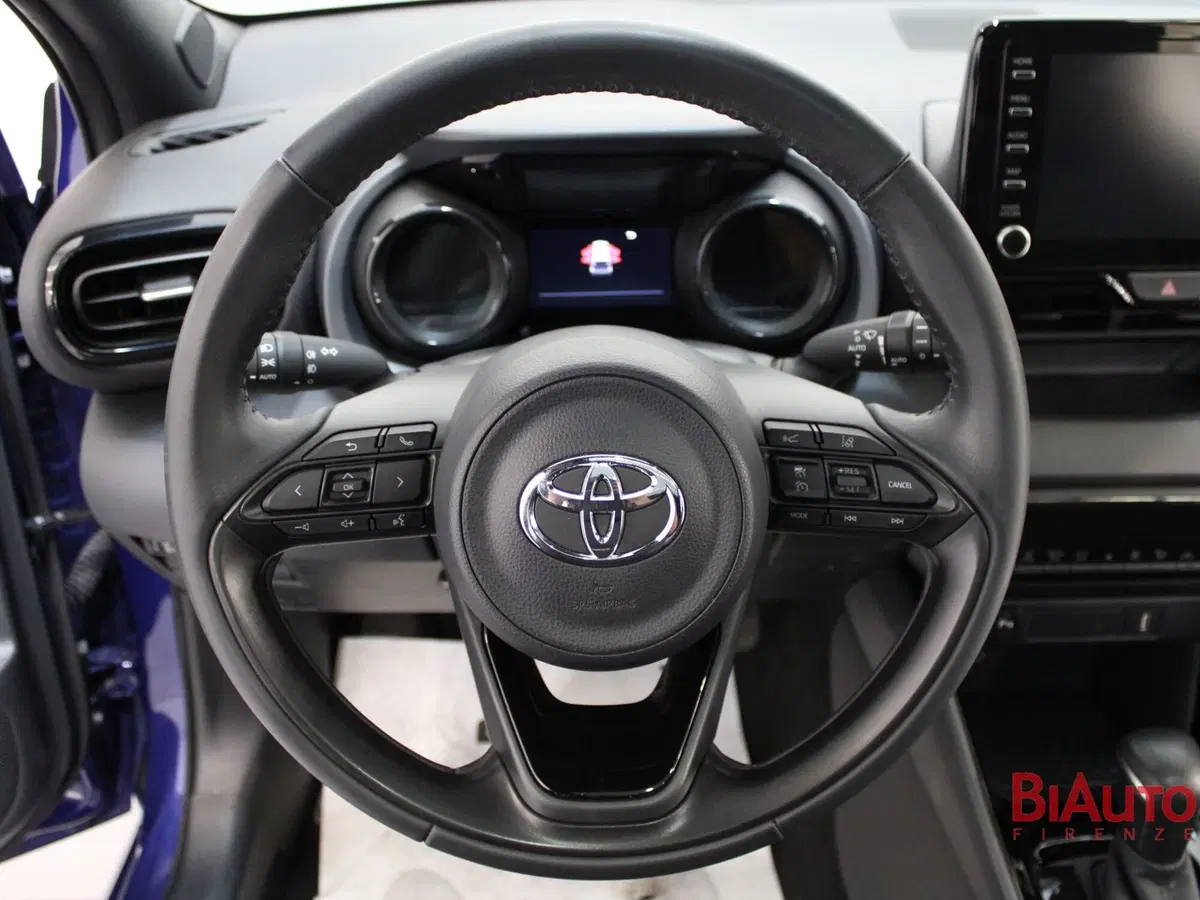 Toyota Yaris usata a Firenze (11)