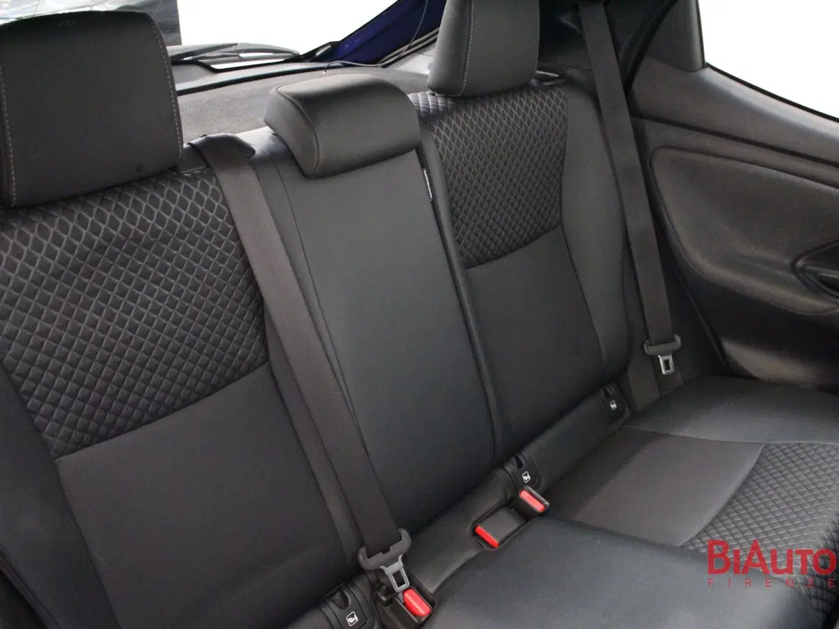 Toyota Yaris usata a Firenze (8)