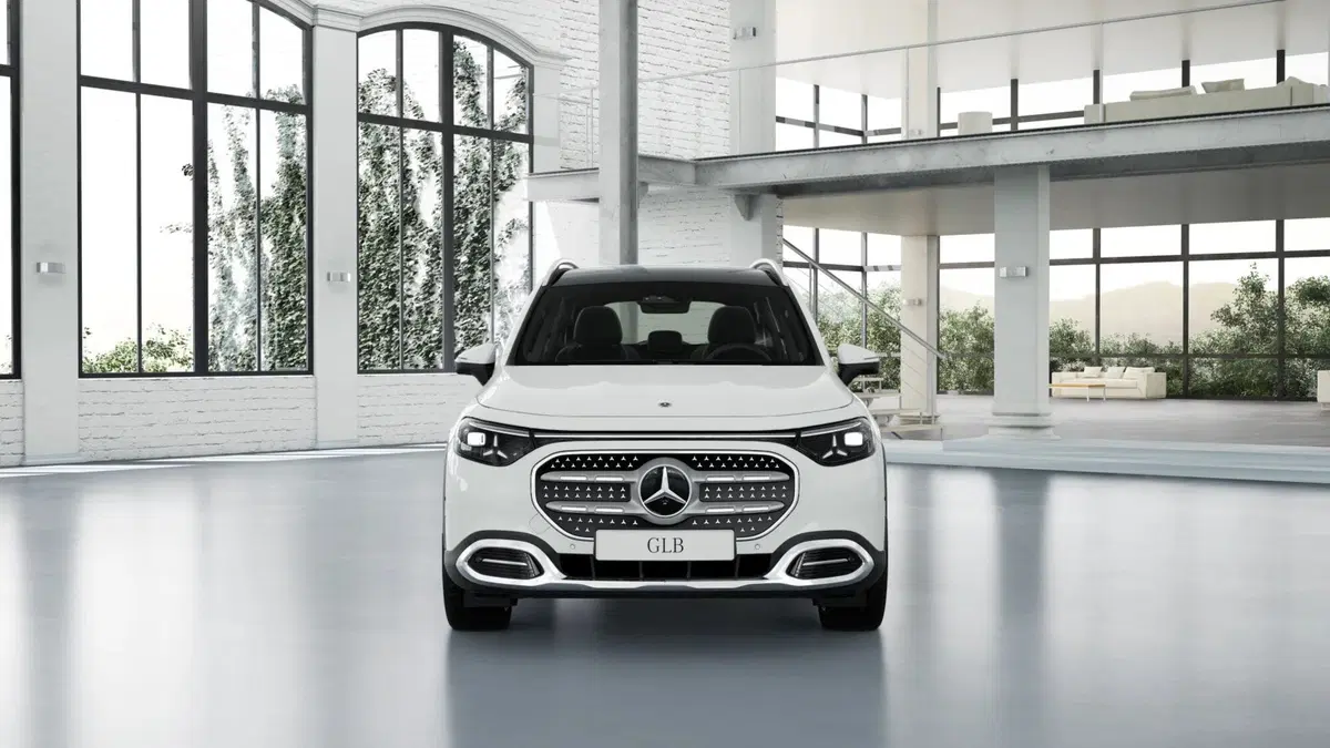 Mercedes-Benz GLB EQ nuova a Chieti (2)