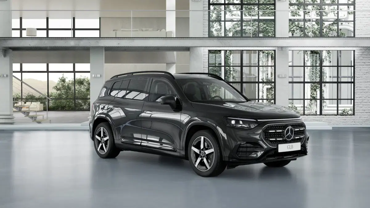Mercedes-Benz GLB nuova a Chieti (3)