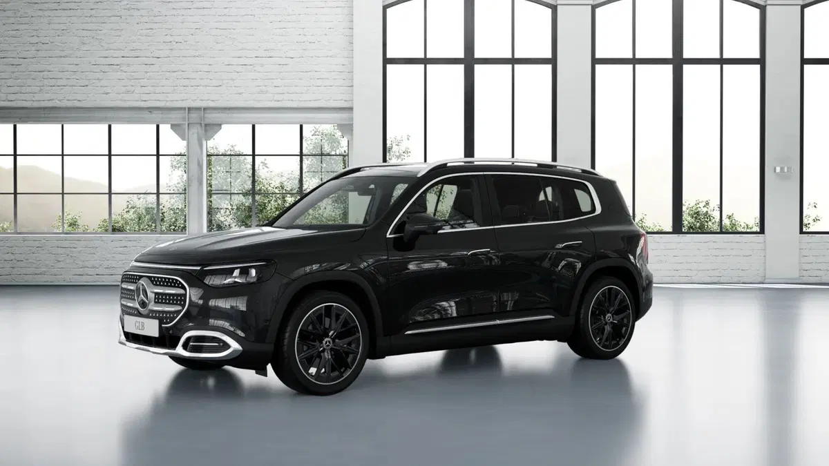 Mercedes-Benz GLB EQ nuova a Pescara