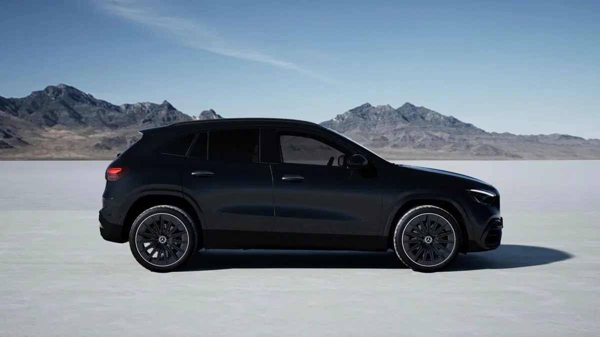 Mercedes-Benz GLA SUV nuova a Pescara (4)
