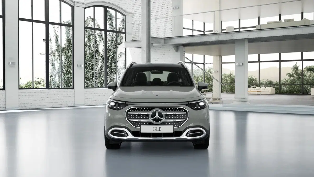 Mercedes-Benz GLB EQ nuova a Pescara (2)