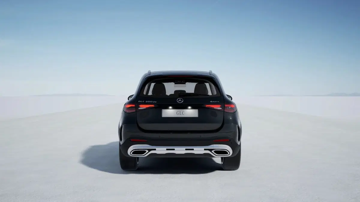 Mercedes-Benz GLC SUV nuova a Pescara (5)