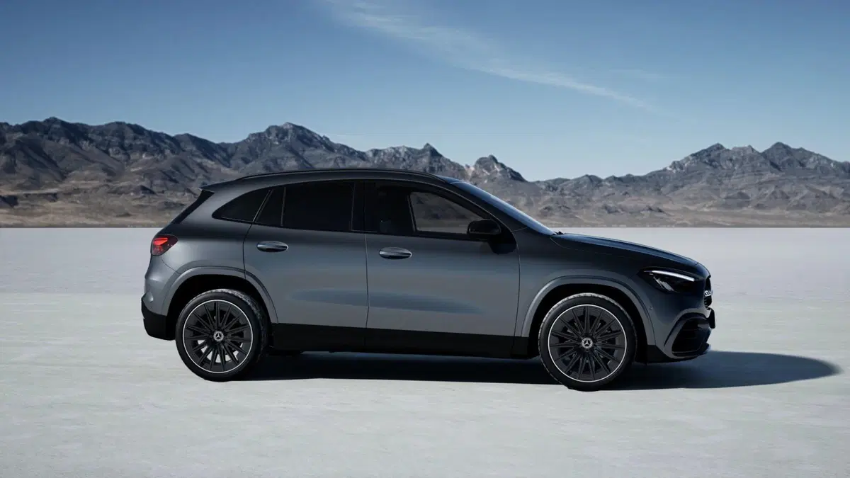 Mercedes-Benz GLA SUV nuova a Pescara (4)